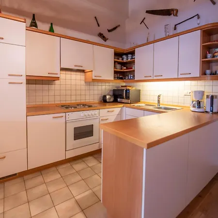Apartment Haus Plattenkogel 11 *